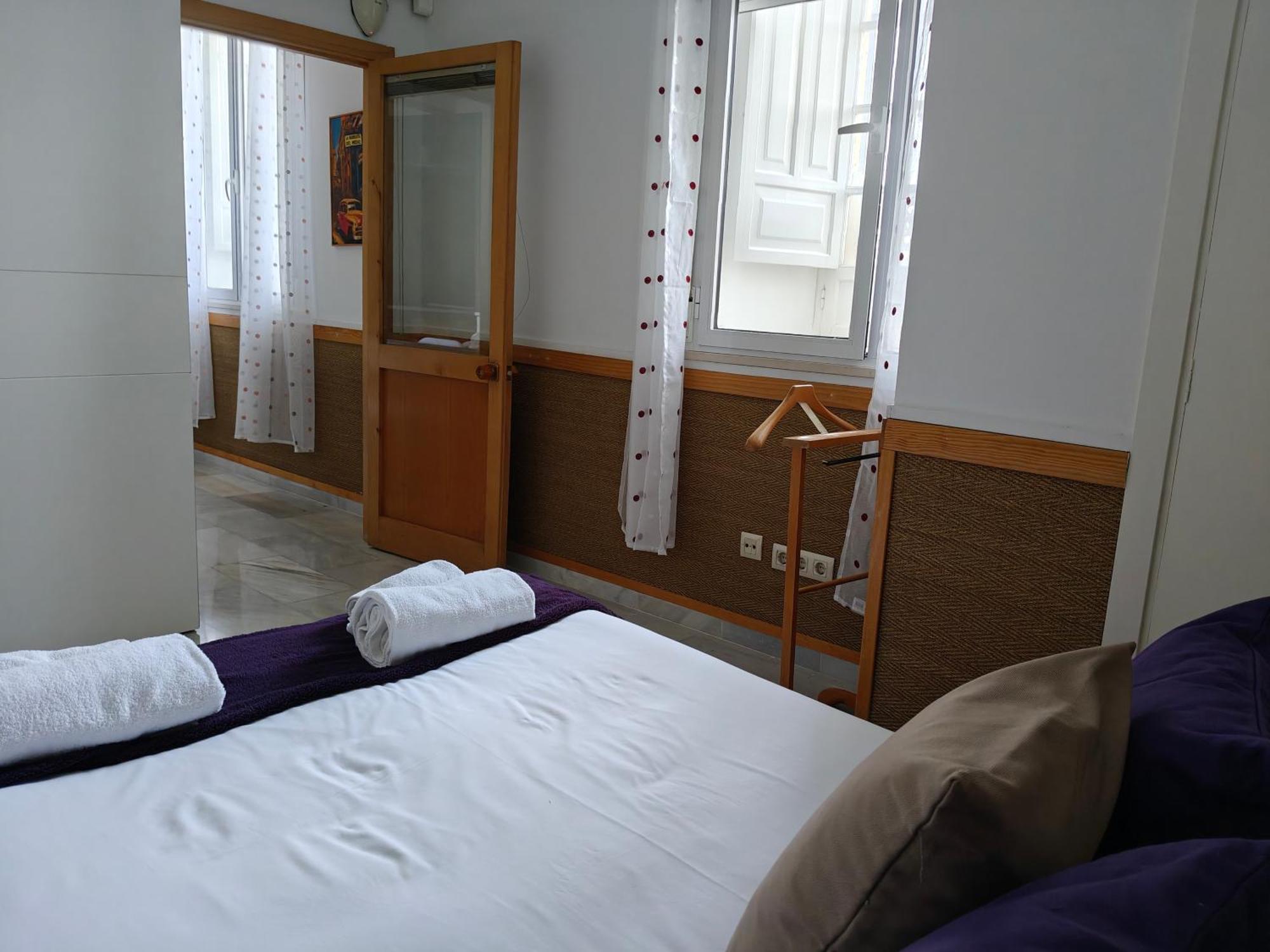 Boho Chic River Side Apartment Севиля Екстериор снимка